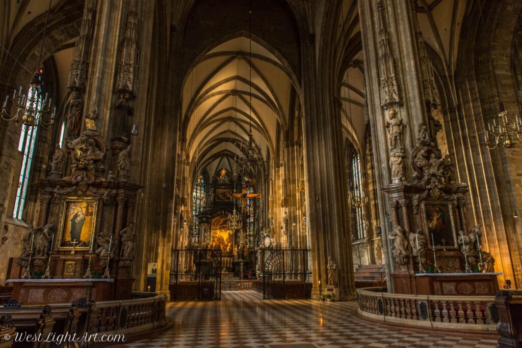 Stephansdom von innen